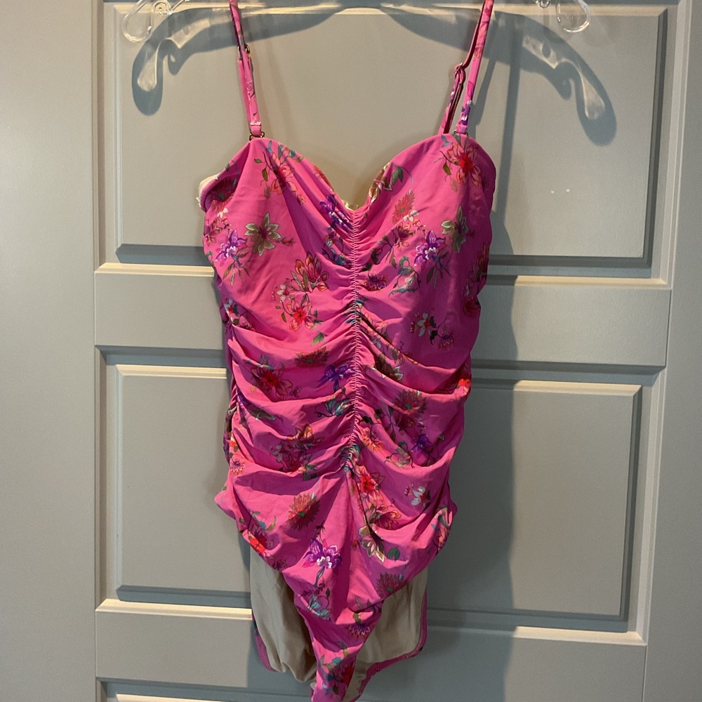 Cabana Chic PQ Swimwear - Picture 4 of 8